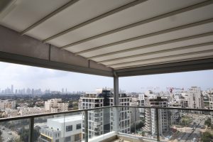 פרגולה pvc נאספת חשמלית , סוככי זרועות